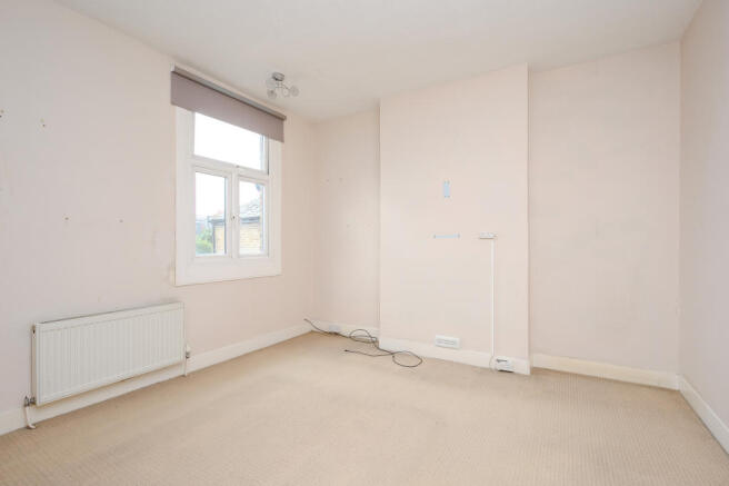 64 Griffiths Road-10