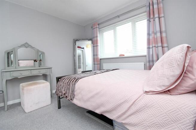 Bedroom 2.jpg