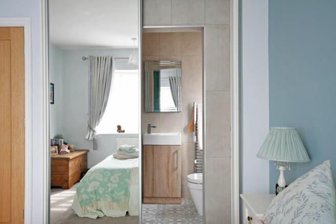 Bedroom 2 Ensuite
