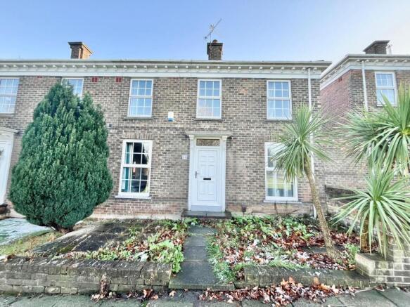 3 bedroom Semi Detached for rent