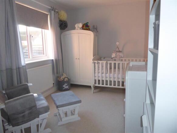 BEDROOM 4