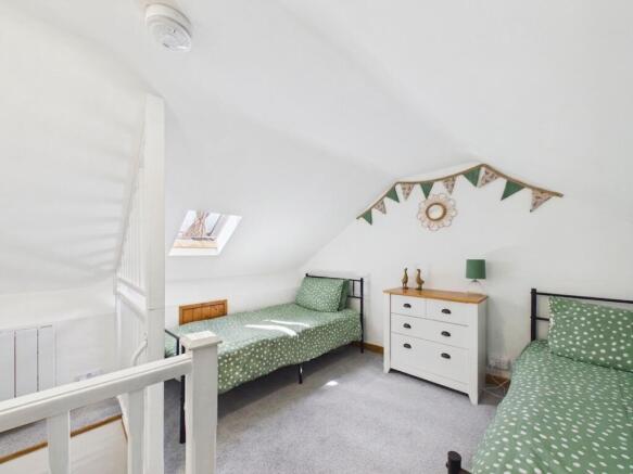2 bed Terraced for sale Image 8