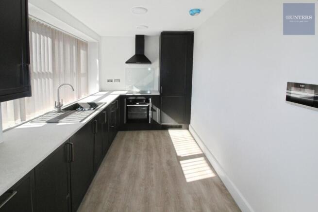 2 bed Flat to rent Image 4