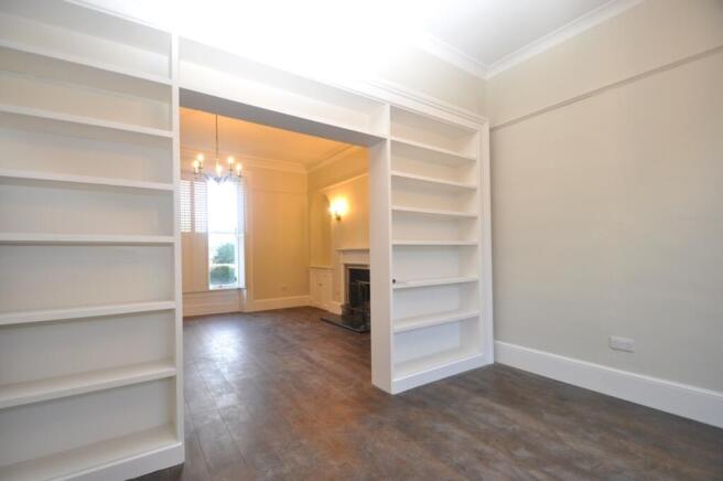 5 bed Terraced to rent Image 6
