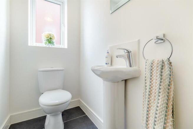 8571786-interior24.jpg