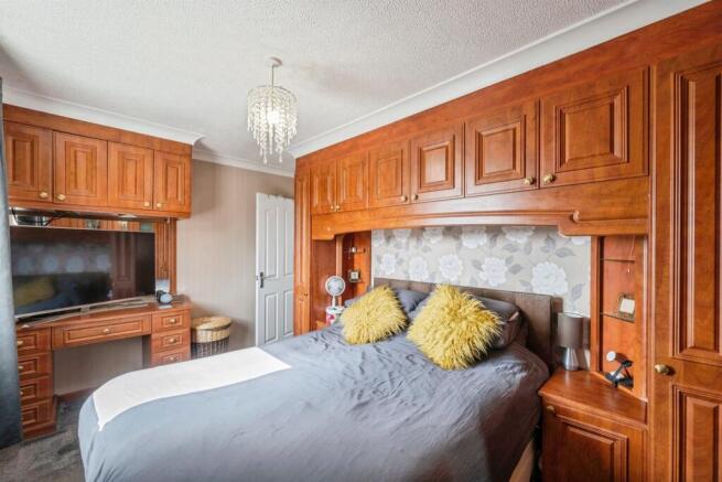 2 bed Detached for sale Image 11