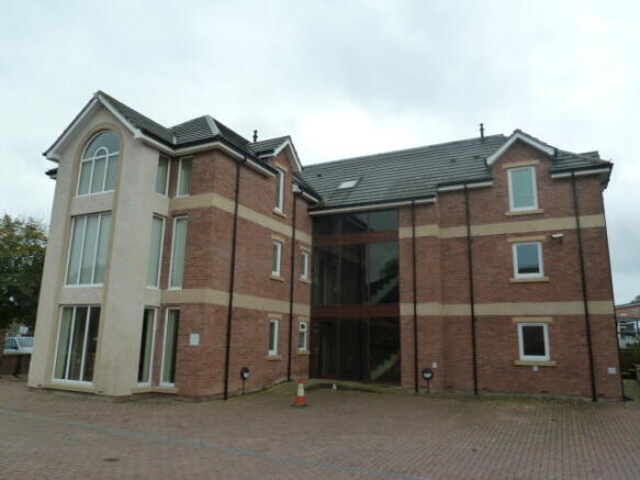 Photo 18