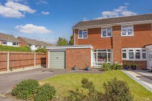 12, Cadwell Drive, Maidenhead SL6 3YR