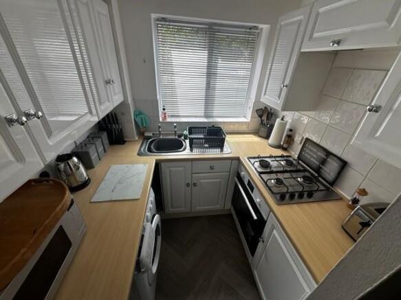 22 herstone new pic kitchen.jpg