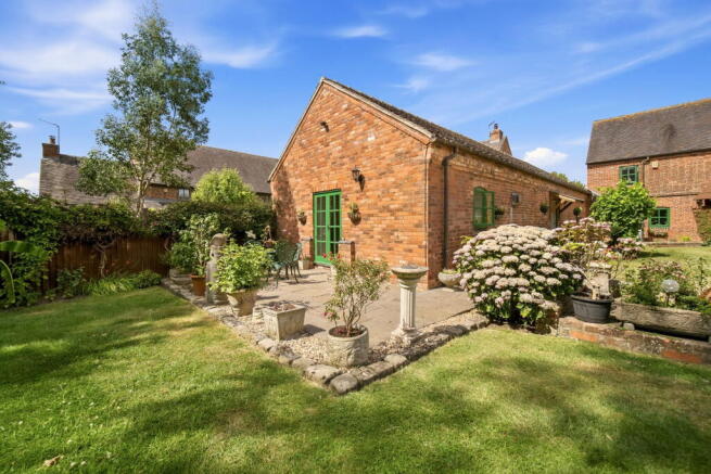 The Stables, Colton Hall Farm, Rugeley photo 5
