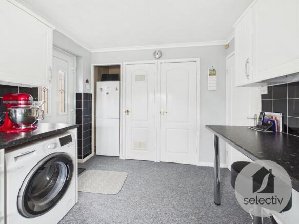 2 bed Detached Bungalow for sale Image 5