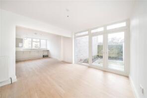 69, Carr Street, London E14 7SU
