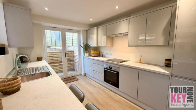 Folkestone Estate Agents, Your Key Move - Victoria