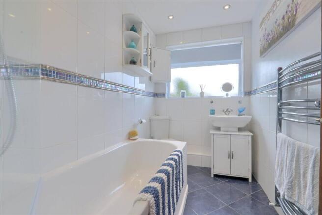 3 bed Semi-Detached for sale Image 9