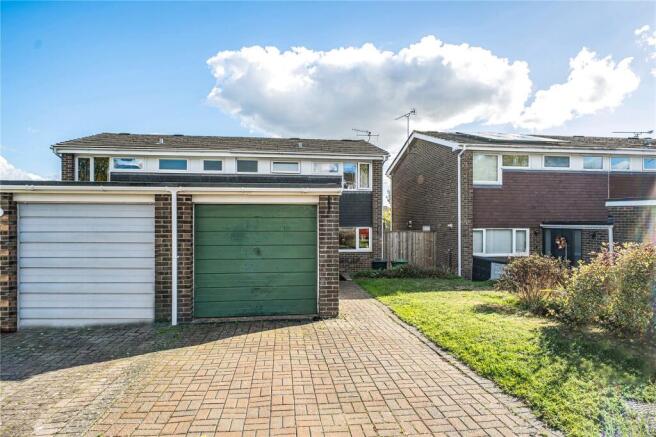 3-bed semi-detached on Heron Close, Alton, Hampshire, GU34, £375,000