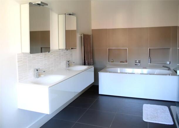 Main Bathroom