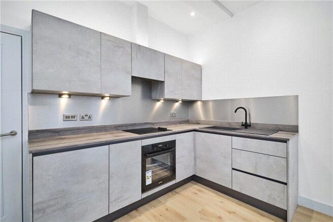 1 bed Apartment to rent Image 5