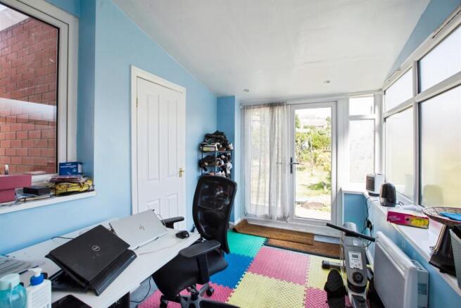 2 bed Semi-Detached for sale Image 7