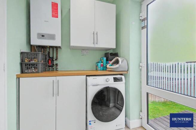 3 bed Semi-Detached for sale Image 8