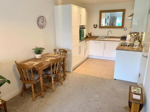1 bed Retirement Property for sale Image 9