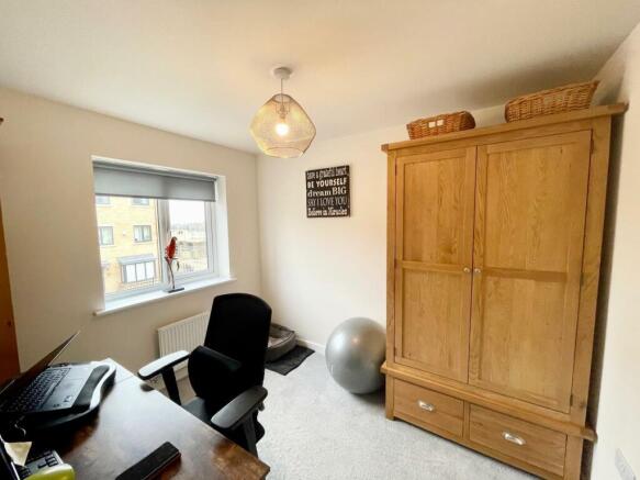 THIRD DOUBLE BEDROOM
