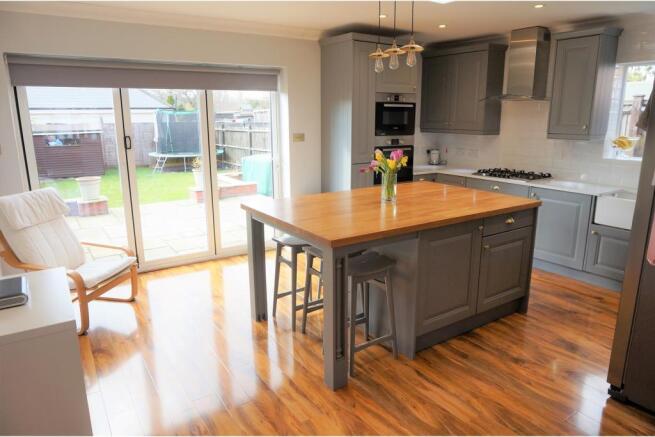Kitchen / Breakfast