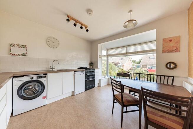 Kitchen/Dining Room (1)