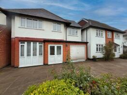 14, Redden Court Road, Romford RM3 0XA