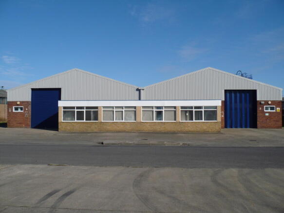 6A & 6B Guiseley.JPG