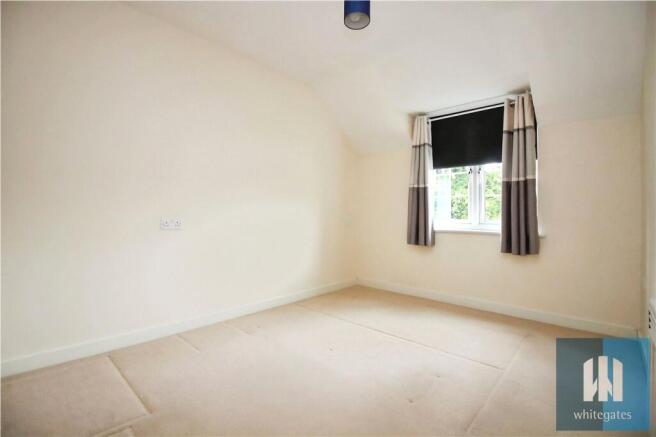 2 bed Apartment to rent Image 4