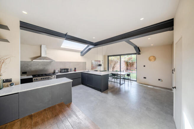 Kitchen/Dining Room