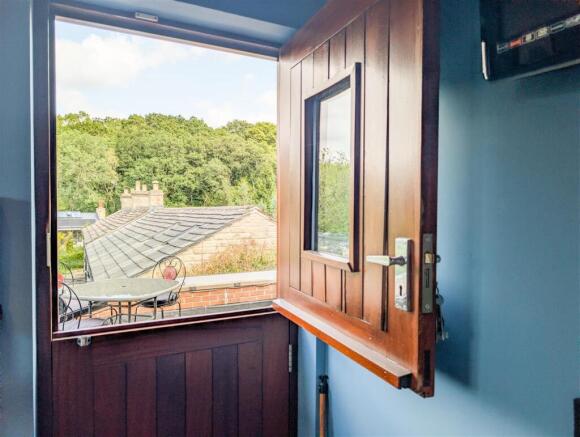 3 bed Detached for sale Image 12