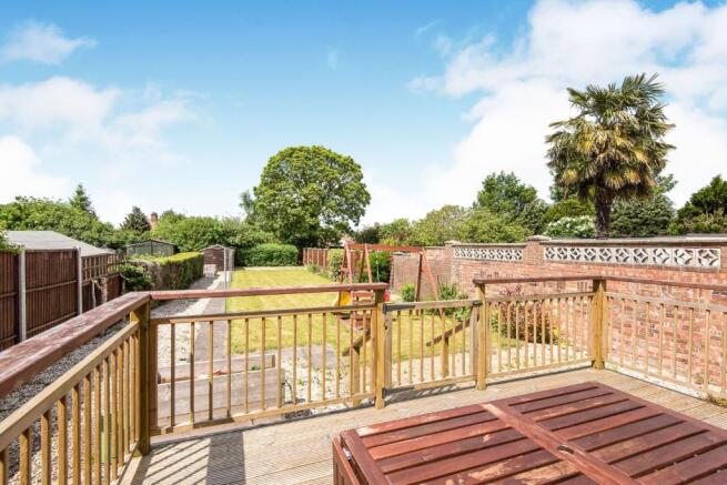 Decking & Garden