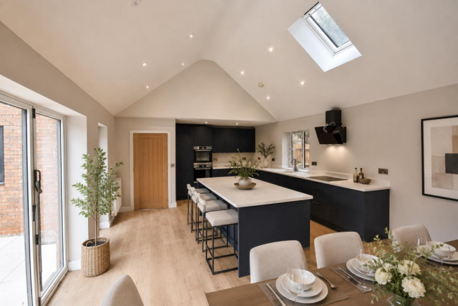 Plots 1, 2, 9 & 10 - Staged kitchen.png