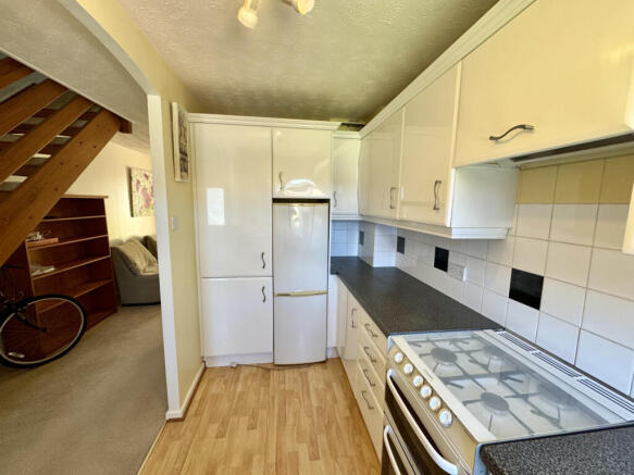 2 bed Semi-Detached for sale Image 4
