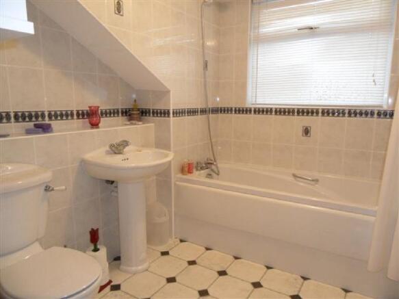 Photo 10