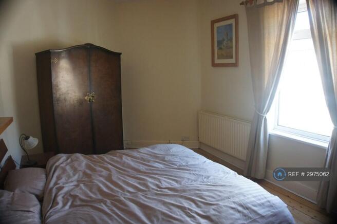 1 bed House Share to rent Image 7