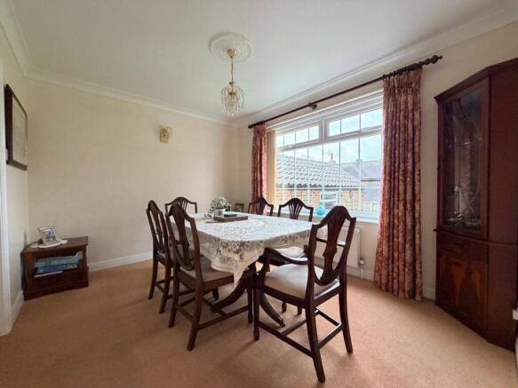 3 bed Detached for sale Image 4