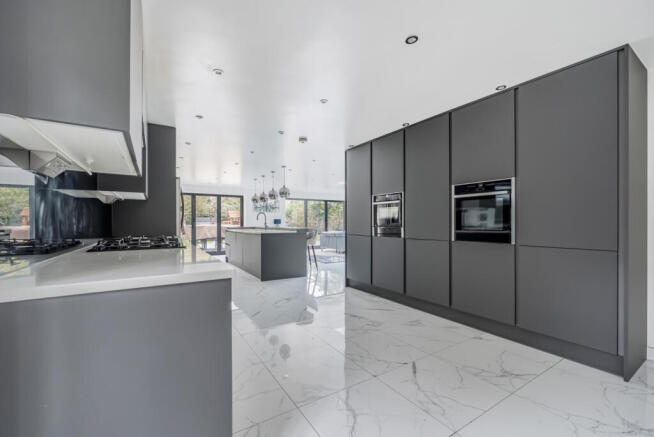 Kitchen 1