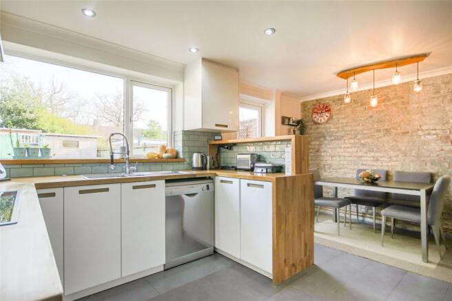 Kitchen/Bfast Room
