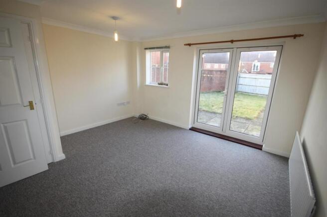 lounge new carpet 2.