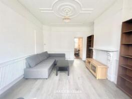 29, Windsor Road, London N13 5PP