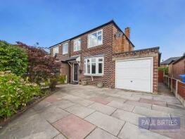 26, Redesmere Park, Urmston, Flixton M41 9EP
