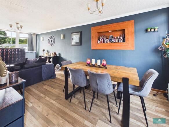 3 bed Terraced for sale Image 11