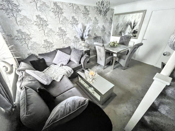 2 bed Semi-Detached for sale Image 10
