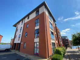 Flat 7, River View, Larch Way, Stourport-on-severn DY13 9EJ