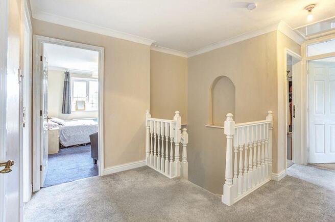 GALLERIED LANDING