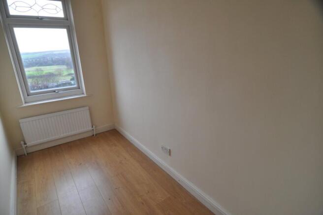 2 bed House to rent Image 6