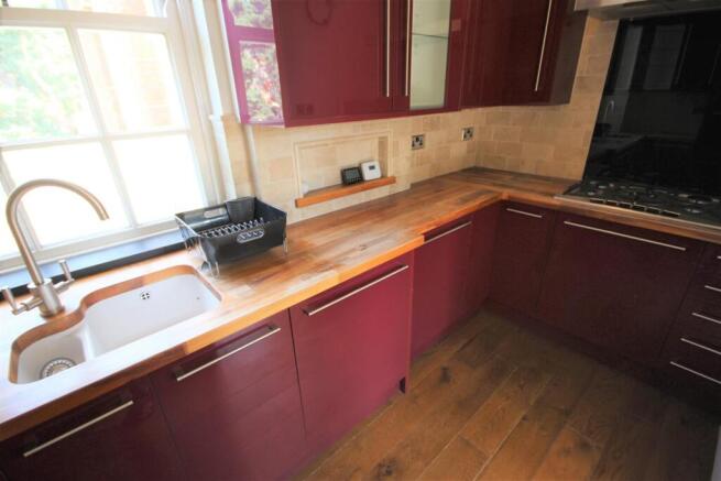 Kitchen 3.JPG