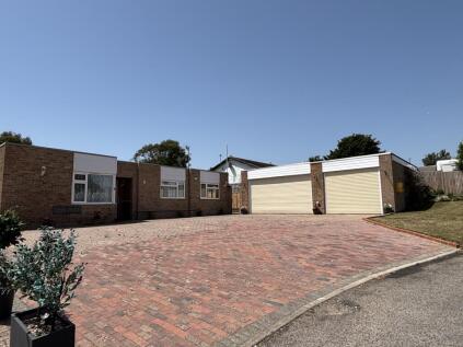 Manor Farm Court, Selsey